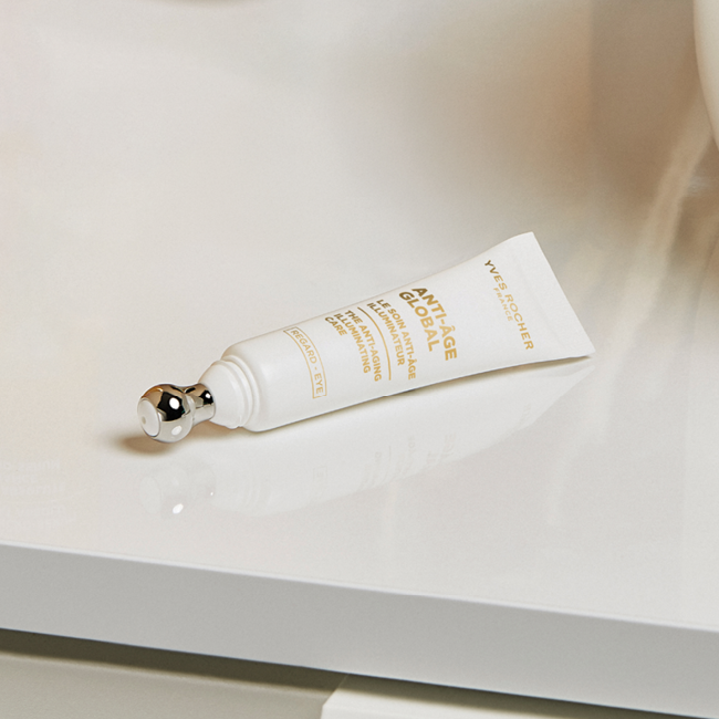 Creme Iluminador Anti-Idade Contorno dos Olhos | Yves Rocher Portugal 